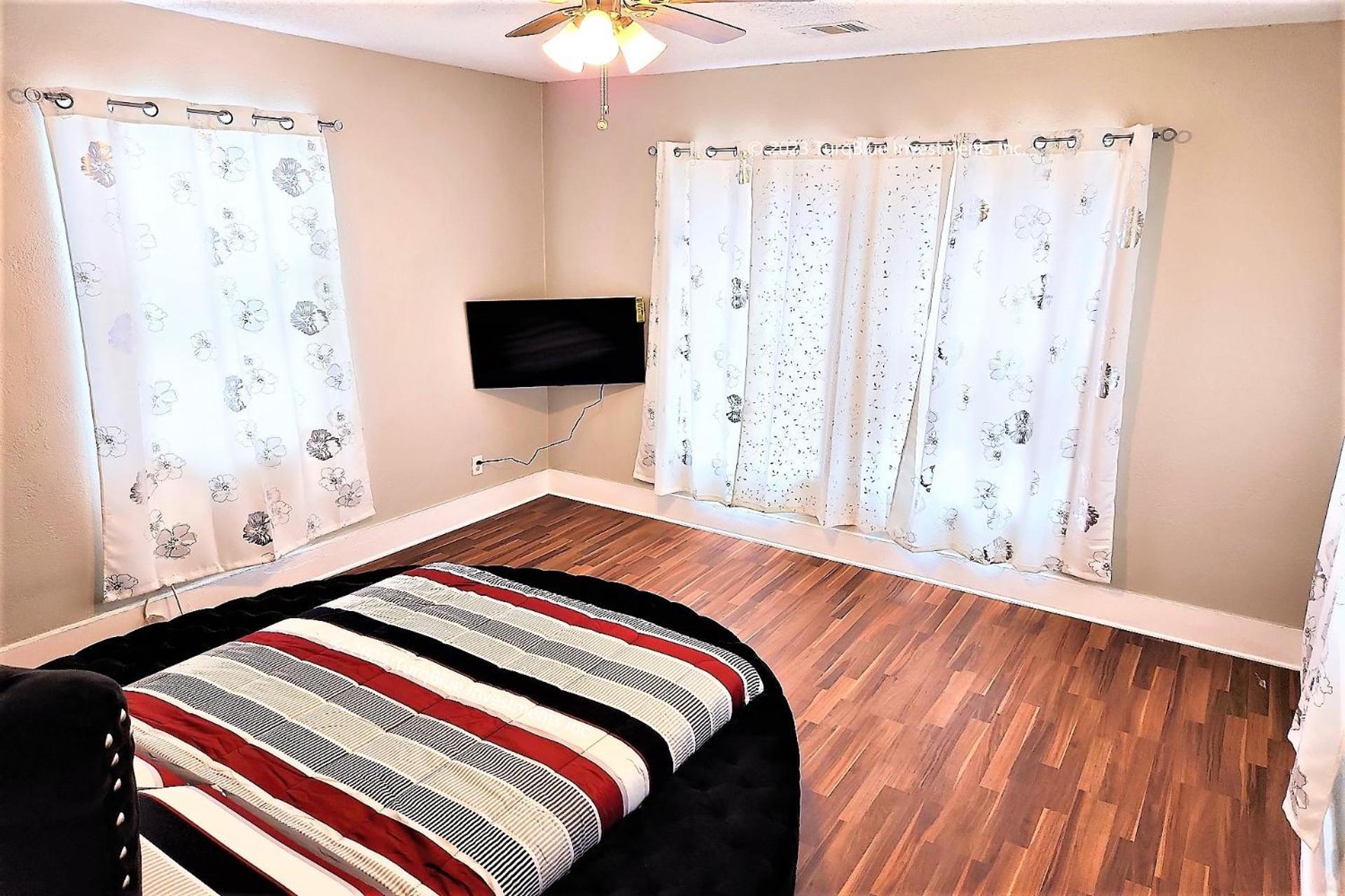 Casaazul-2605B-Pleasure Pier & Beach A Block Away- 3Bed 2Bath 7 Beds- 7 Minutes To Cruise Terminal Галвестон Екстер'єр фото